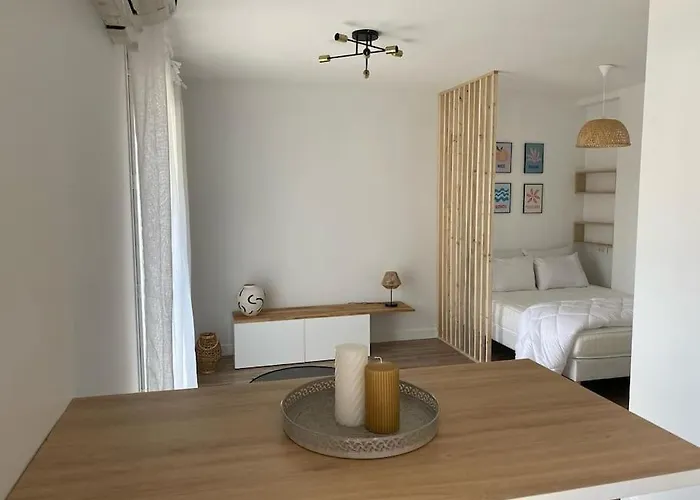 Beau Calme Proche Apartament Cagnes-sur-Mer